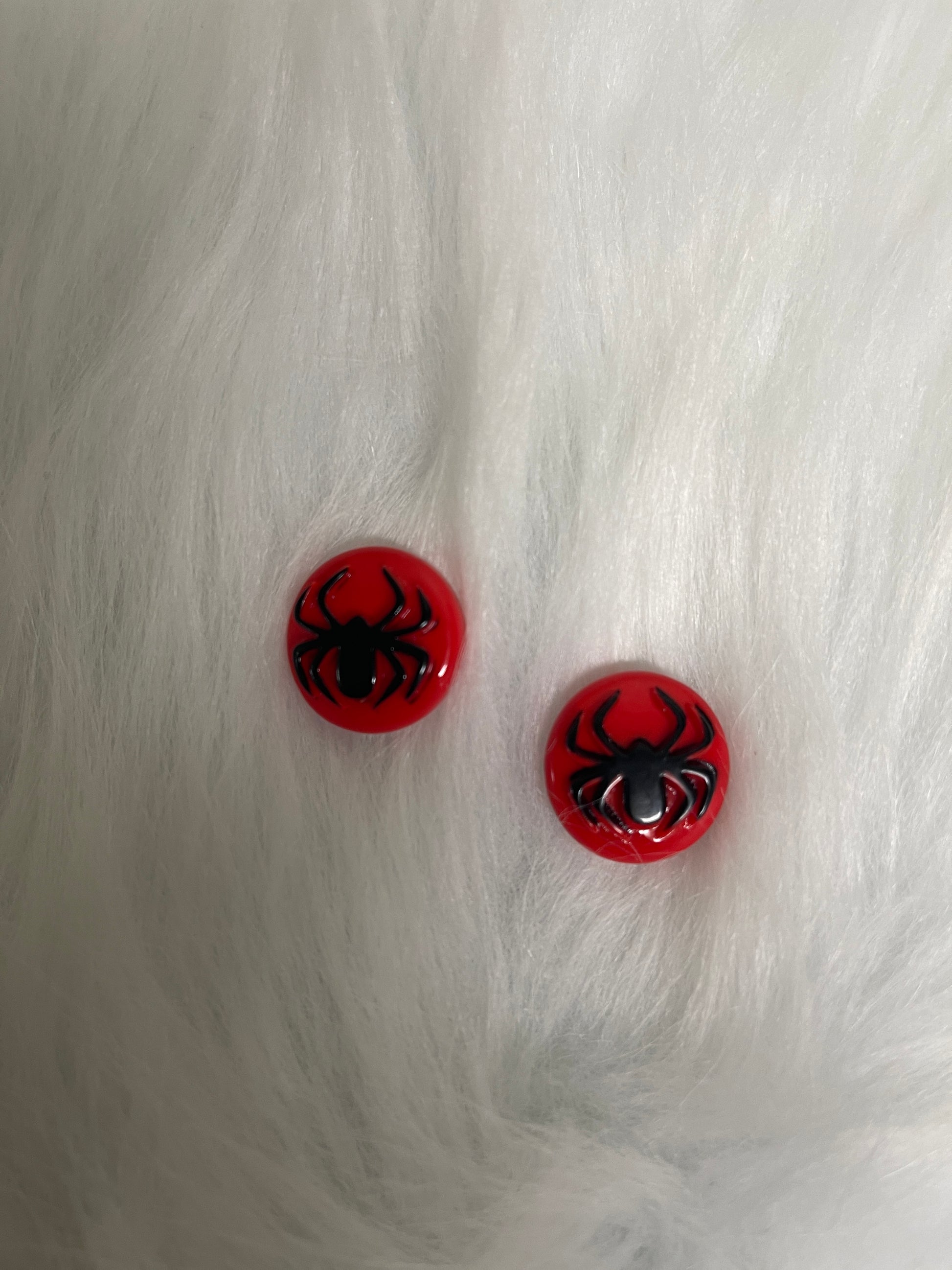 SPIDER STUD EarringsPink tiful of LOVE