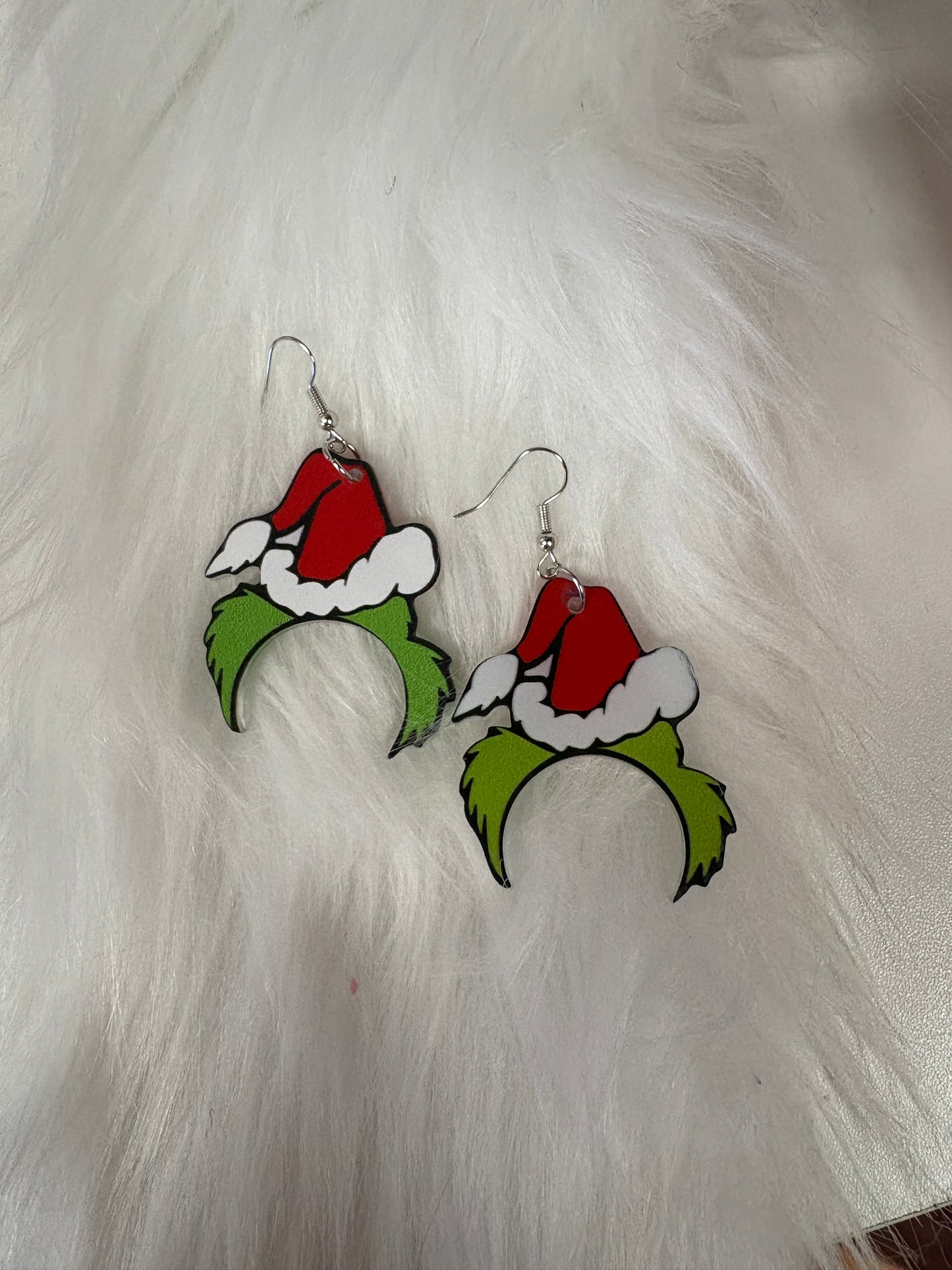 Grinchmas Collection Wire Earrings (3 to choose from)Pink tiful of LOVE